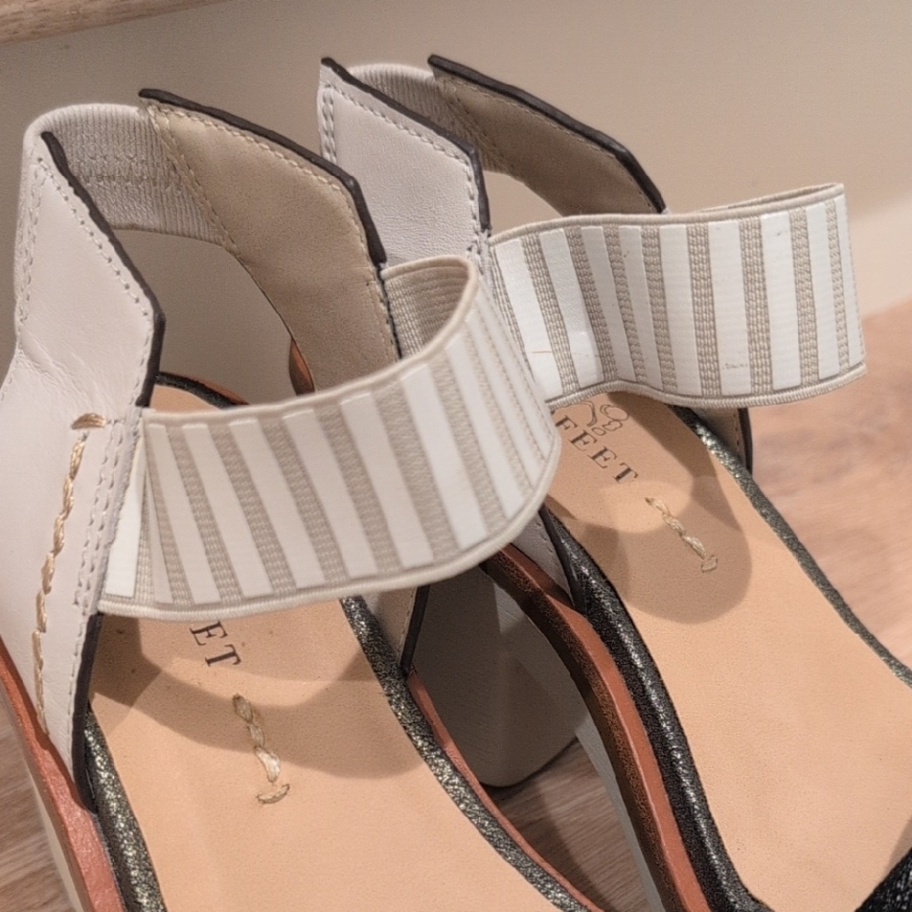 Naked Feet Black and White Platform Sandals - Picture 3 of 9